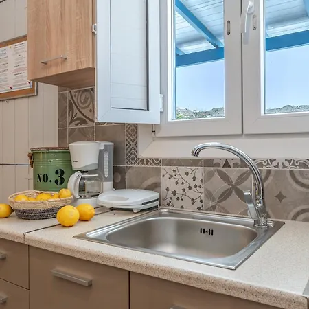 Porto Galini Kalloni Appartement *