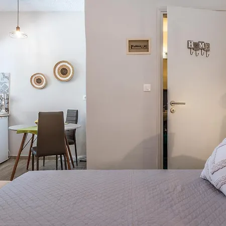 Porto Galini Kalloni Apartment